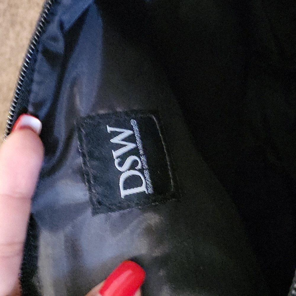 DSW backpack - Picture 5 of 5